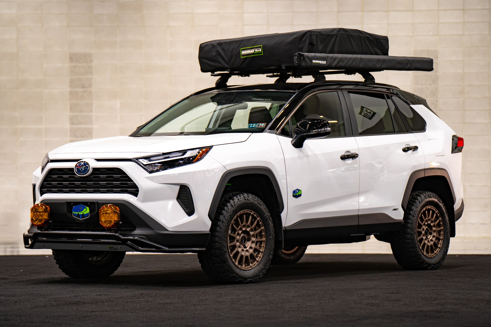 Classic Soft Trim Pittsburgh’s ‘24 Toyota Rav4 XLE Hybrid