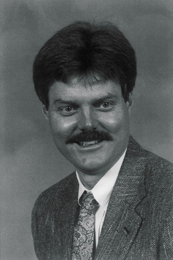  SEMA Hall Of Fame Inductee - John  Simmons